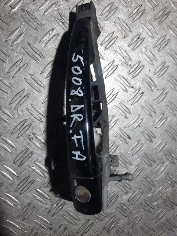 Maner dreapta fata Peugeot 3008 5008 cod 9688668080