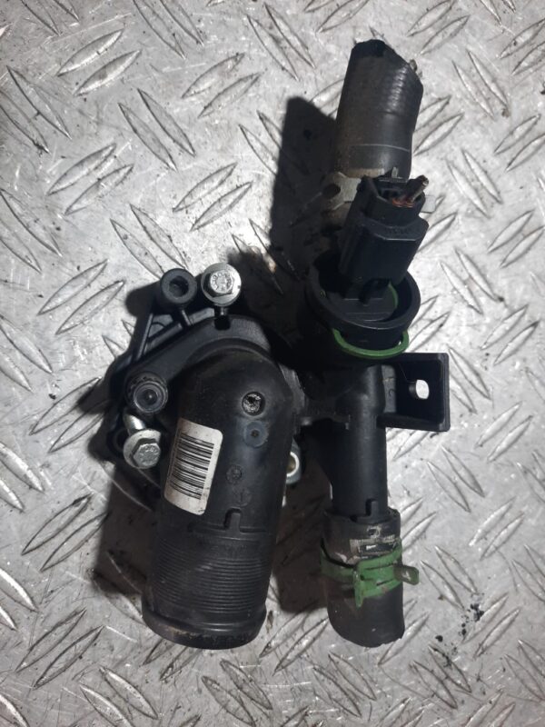 Corp termostat Renault Opel M9R 2.0 Dci euro 5 cod 8200978542