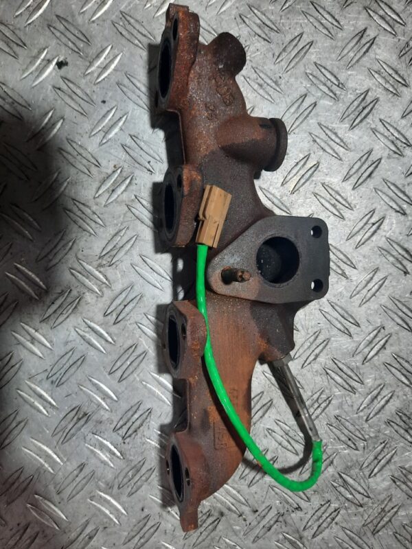 Galerie evacuare 1.5 dci Dacia Renault cod 44045R