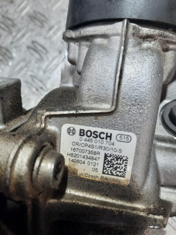 Pompa injectie cu Regulator presiune Bosch Renault Dacia Nissan Cod 0445010704