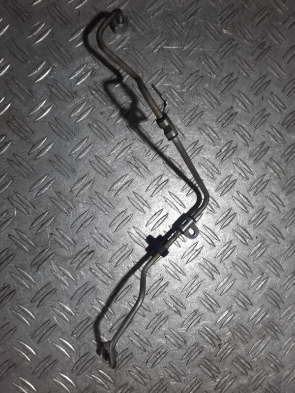 Conducta alimentare pompa injectie Renault Nissan Opel M9R Euro5