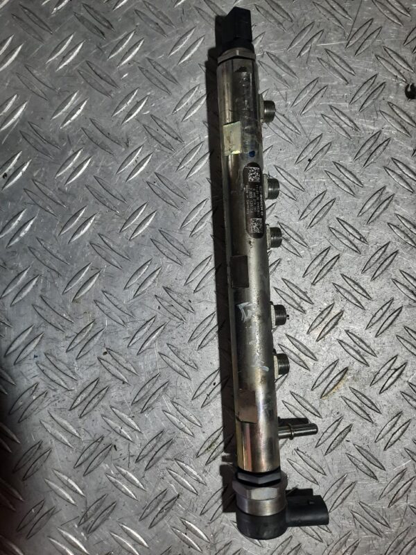 Rampa Injectoare 780912702 2.0 d 177CP, 0445214182 0281002738 0281002988