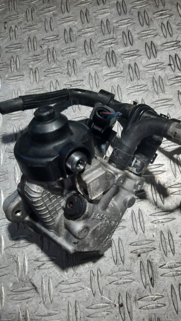 Pompa injectie inalte Audi Skoda Seat Wolkswagen 2.0 Tdi cod 03L130755 0445010507