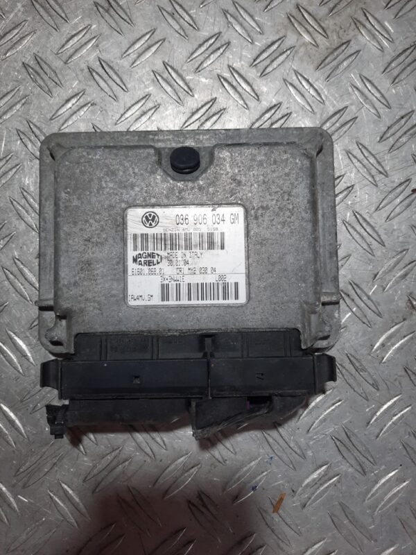 Calculator motor ecu polo golf 4 seat 1.4 16v cod 036906034GM