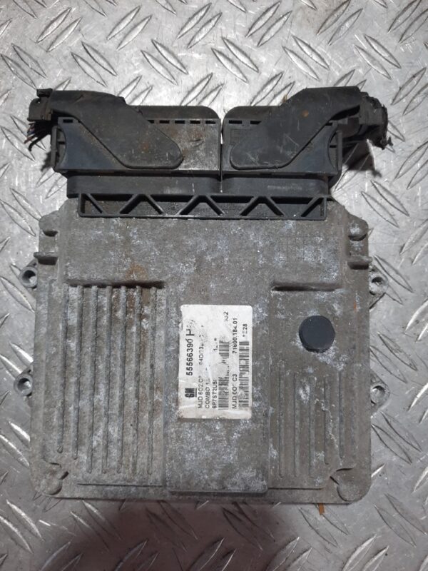 Ecu calculator motor opel combo 1.3 cdti Z13DTJ 55566390