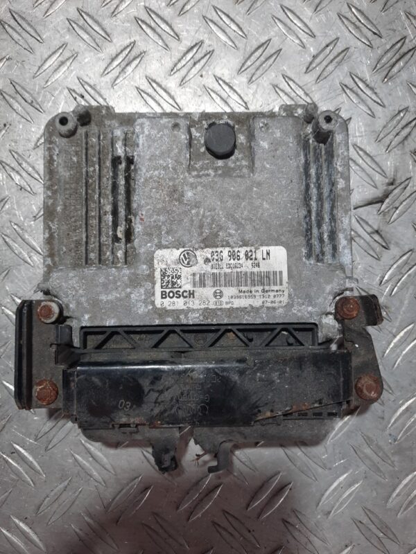 Ecu calculator motor 1.9 tdi seat altea 5p1 03g906021ln 0281013282