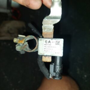 Borna minus baterie Citroen Peugeot euro 5-6 cod 9823410980