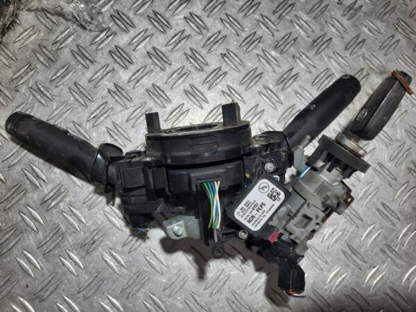 Contact cu cheie Opel Meriva Astra J cod 20939745