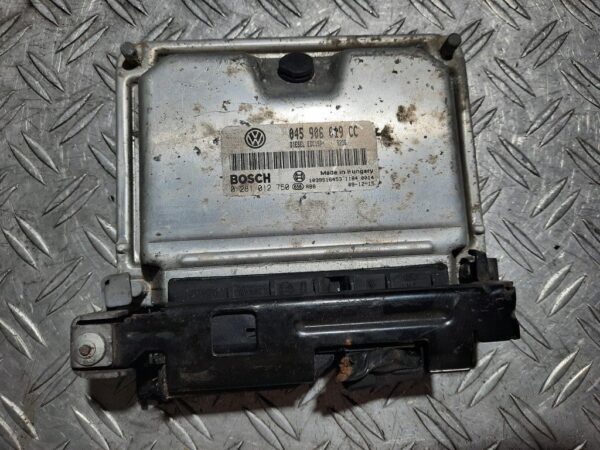 Calculator motor ECU Volkswagen Skoda 1.4tdi cod 045906019CC 0281012750
