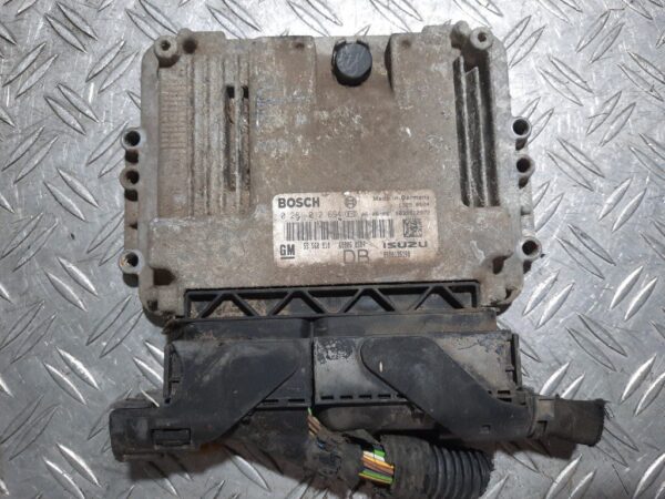 Calculator motor ECU Bosch cod GM55560810 0281012694  Opel Corsa Opel Astra H C