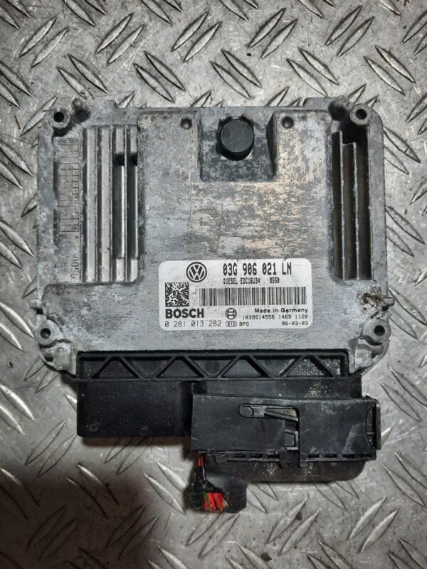ECU Calculator Motor Seat Toledo 3 1.9 TDI Skoda Octavia 2 cod 03G906021LN 0281013282