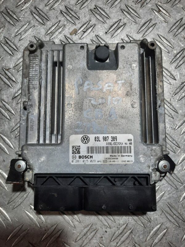 20240723_164238.jpg Calculator motor VW Passat B6 Seat Toledo Cod: 03L907309 0281015029