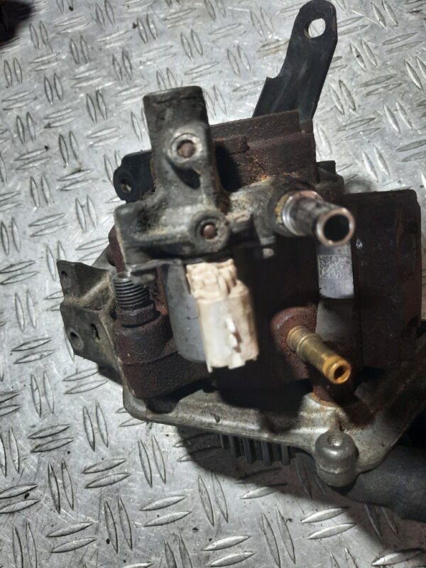 Pompa inalta presiune Peugeot Citroen 1.6 HDI euro 5 cod 9672605380