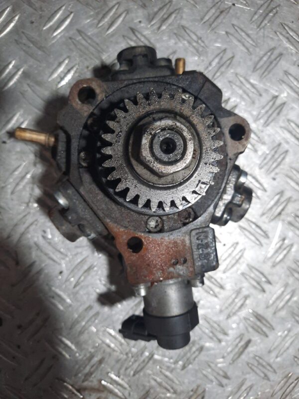 Pompa inalta presiune Opel Vivaro 2.0 cod 0445010205 8200950493