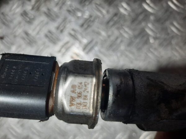 Senzor presiune combustibil AUDI A5 B8 Coupe (8T3) 2.0 TDI cod 03L906054