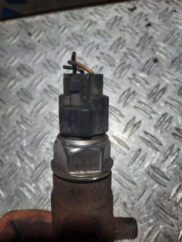 Senzor Presiune Combustibil Peugeot Nissan Citroen Mitsubishi cod 45PP31 09263378511