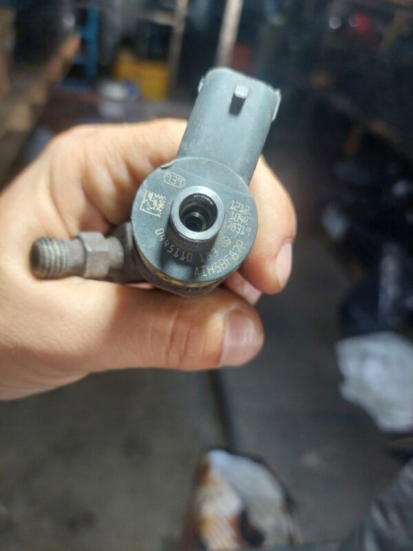 Injector Opel Astra H (2004-2009) cod 0445110183