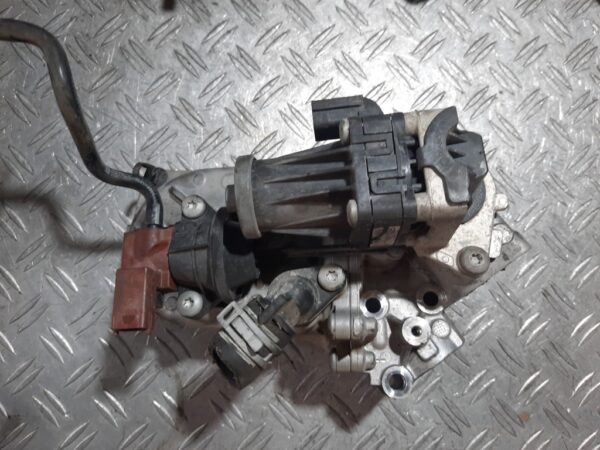 Racitor gaze cu EGR 1.3 HDi Multijet 75cp Peugeot Fiat cod 55230929