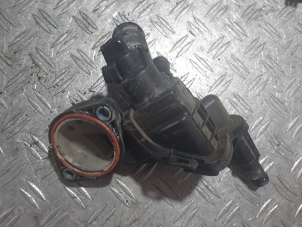 Carcasa termostat Dacia Renault Captur Clio 4 Logan 0.9 TCE cod 110616064R