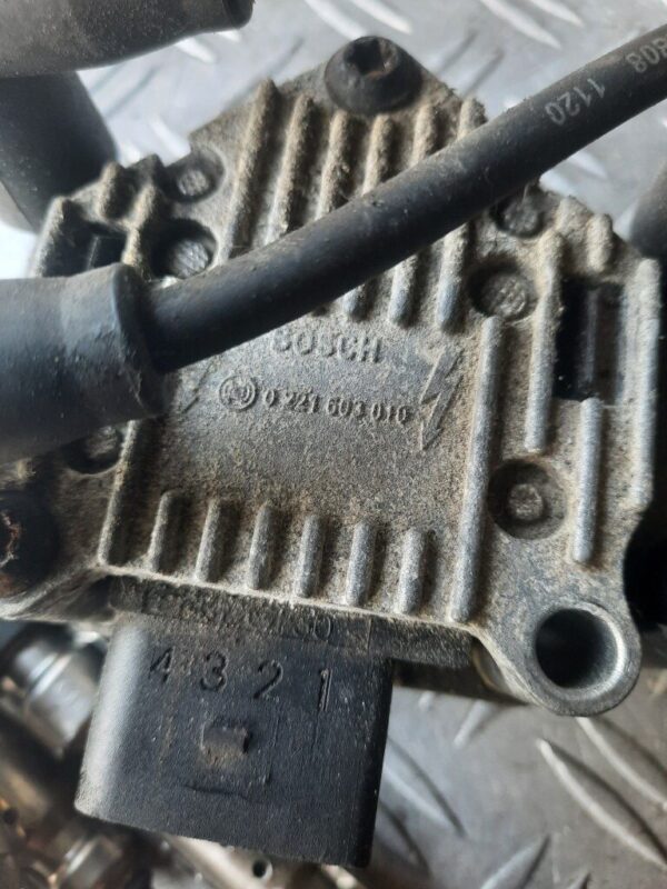 Bobina de inductie Bosch Volkswagen Audi Seat Skoda cod 0221603010