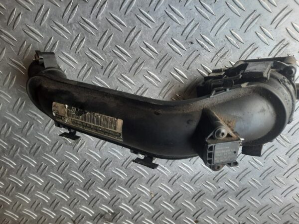 Tub intercooler cu senzor Skoda Fabia 2 1.2 TSI CBZ cod 03G906051D