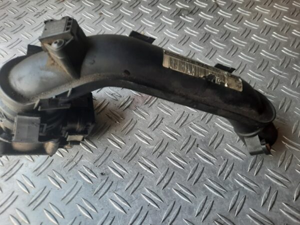 Tub intercooler cu senzor Skoda Fabia 2 1.2 TSI CBZ cod 03G906051D