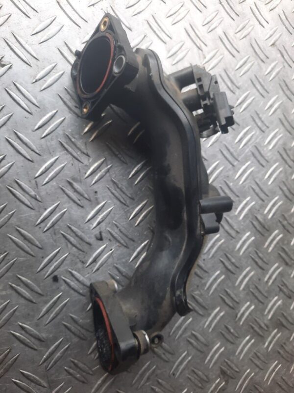 Tub admisie intercooler cu senzor 1.6 HDi 109cp 9H05 Peugeot 308 CC 2011 cod 9674942380