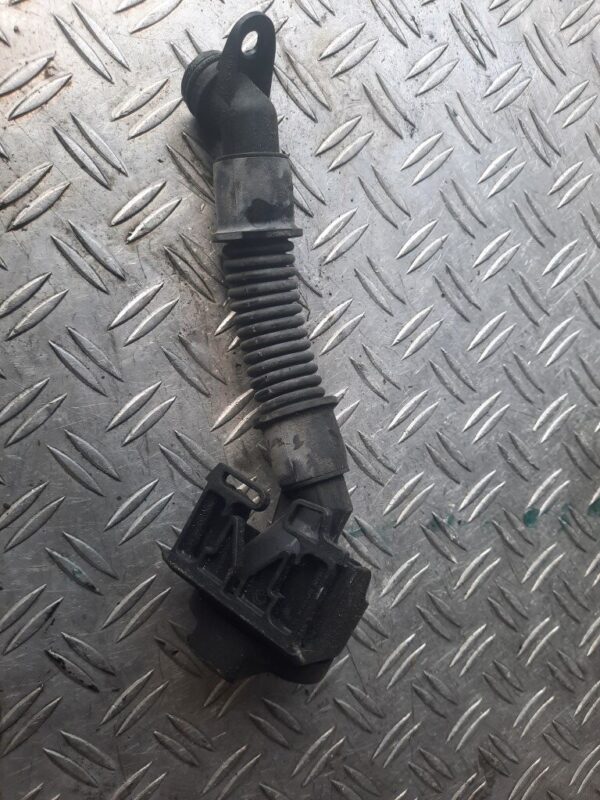 Conducta cu capac ulei 2.0 CDI Mercedes-Benz A-Class W169 cod a6400100369