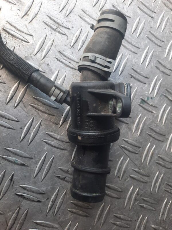 Termostat 2.0 cdi mercedes a-class w169 cod a6402000515