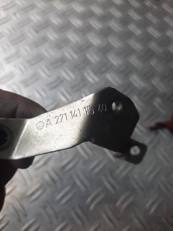 Suport - Mercedes-Benz cod 2711411540