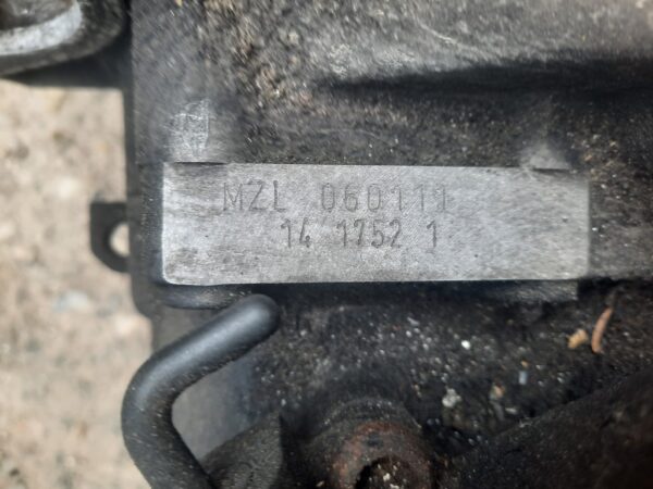 Cutie Viteze Skoda Volkswagen Seat Audi 1.6 TDI CAY cod cutie MZL