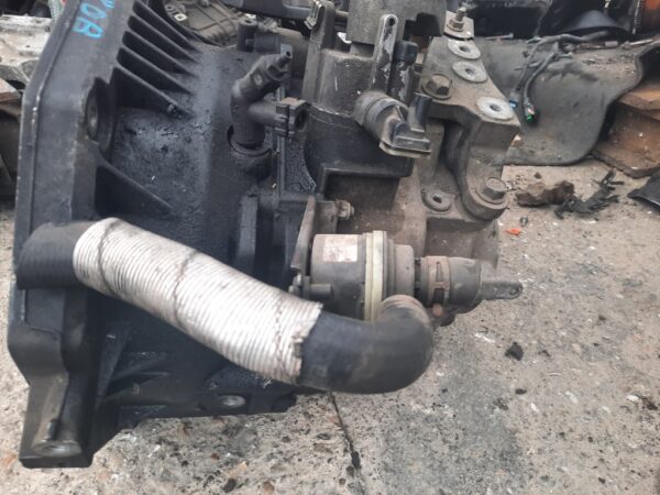 Cutie viteze 6 trepte Opel Antara 2.2 Diesel an 2012  cod 55583214