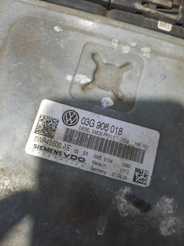 ECU Calculator motor Audi A3 gama VAG 2.0 tdi cod 03G906018DN 5WP45500AE