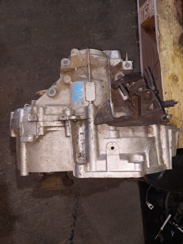 Cutie Viteze manuala 6 trepte Volkswagen Audi Seat Skoda 2.0 Tdi cod HDU