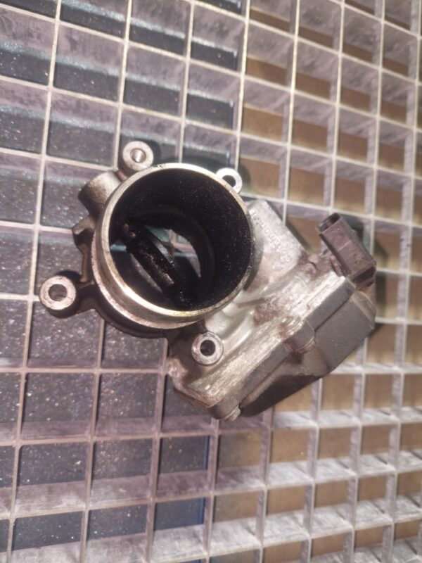 Clapeta de acceleratie 2.0TDI Audi Volkswagen Skoda Seat cod 03L128063AC