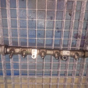 Rampa injectoare completa cu regulatoare VAG an 2013 1.2 tdi CFWA cod 03P089