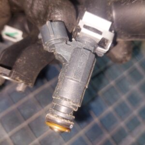 Injector Peugeot Citroen 1.2 VTI cod motor HMZ HM01 cod 0280157127 Injector Peugeot Citroen 1.2 VTI cod motor HMZ HM01 cod 0280157127