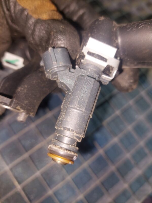 Injector Peugeot Citroen 1.2 VTI cod motor HMZ HM01 cod 0280157127