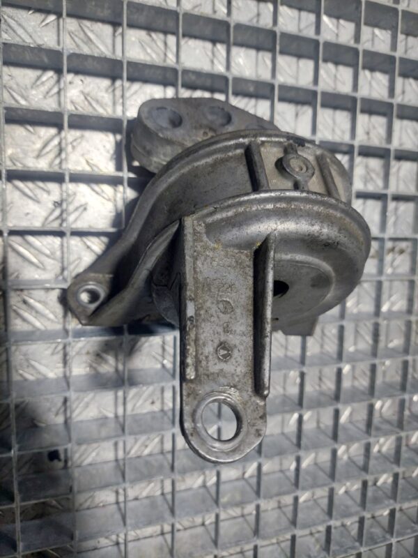 Suport tampon motor Opel Astra H 1.7cdti cod 24427298