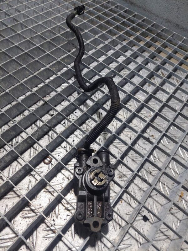 Pompa joasa presiune Mercedes Benz c220 w203 cod A6110900350