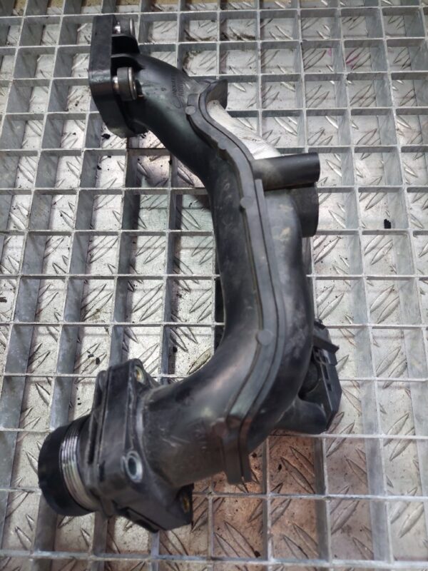 Tub intercooler cu senzor Peugeot Citroen Ford euro 5 cod 9674951680 1.6 HDI 9HR Tub intercooler cu senzor Peugeot Citroen Ford euro 5 cod 9674951680 1.6 HDI 9HR