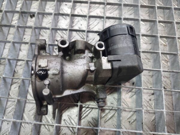 Supapa EGR cod 9656612380 2.0 HDI Peugeot 407 Citroen C5