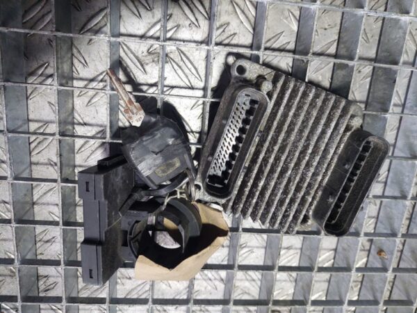 Ecu calculator motor opel astra g 1.6 benzina cod 09355929 DBKL