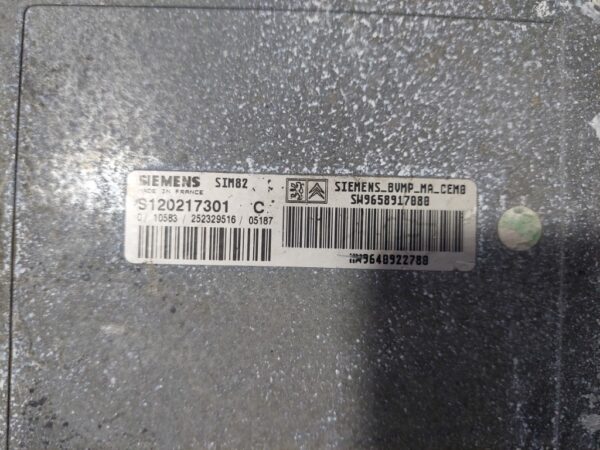 Unitate de control motor PEUGEOT CITROEN S120217301 SW9658917080 HW9648922780 SIM82