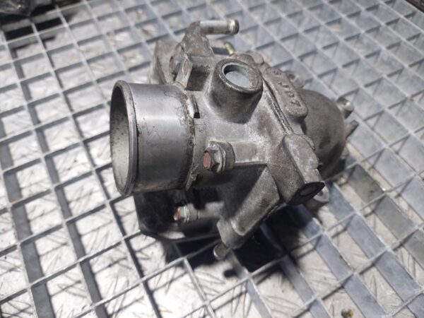 Clapeta accelerație Mazda 3  2.2 D an 2011 Cod R2AA136B0 09M14H