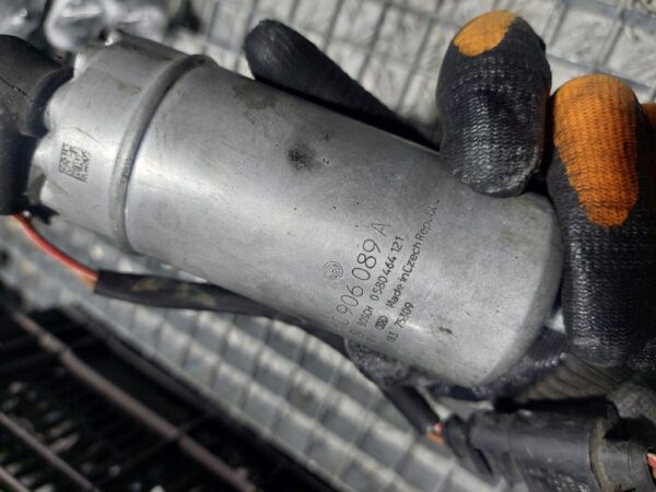 Pompa combustibil auxiliara Volkswagen Audi Skoda cod 1K0906089A