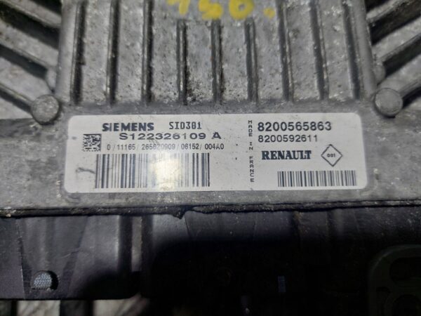 20241119_183248 ECU calculator motor Renault Megane 2 1.5 dci cod 8200565863 8200592611