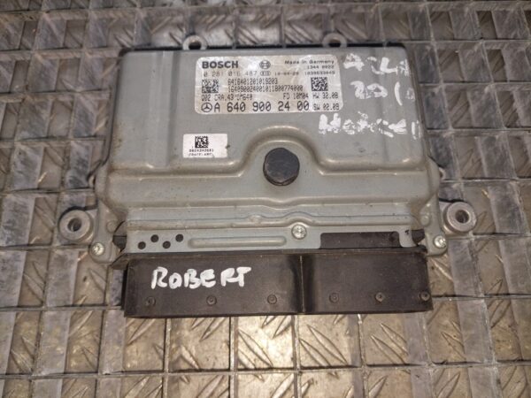 ECU Calculator motor Mercedes A 1.6CDI A6409002400 0281016487 CRA.43 EDC16C32