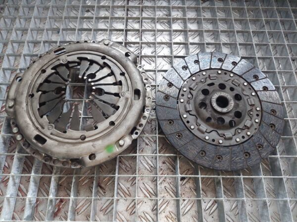 Chit ambreiaj placa si disc pt volanta cu masa dubla 1.6 TDI CAY
