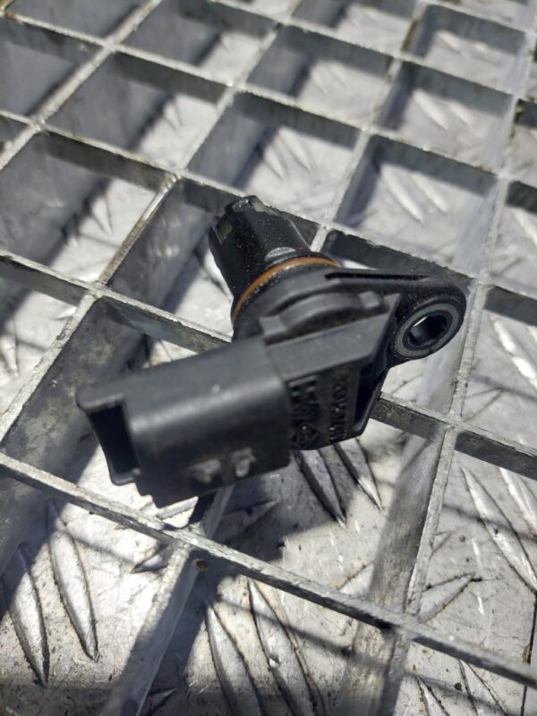 Senzor ax came Renault Koleos cod 8200567414 motorizare M9R832